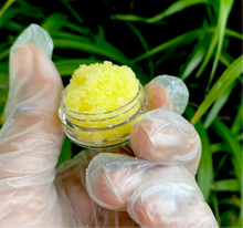 Load image into Gallery viewer, Pineapple ๐ Lip Scrub